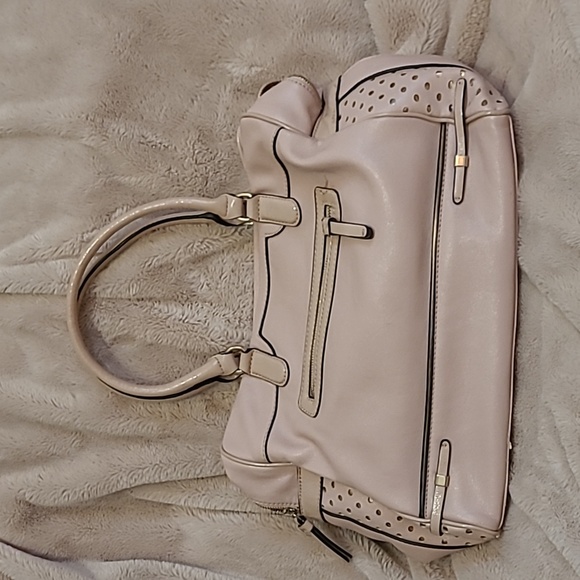 Guess purse - Picture 5 of 7